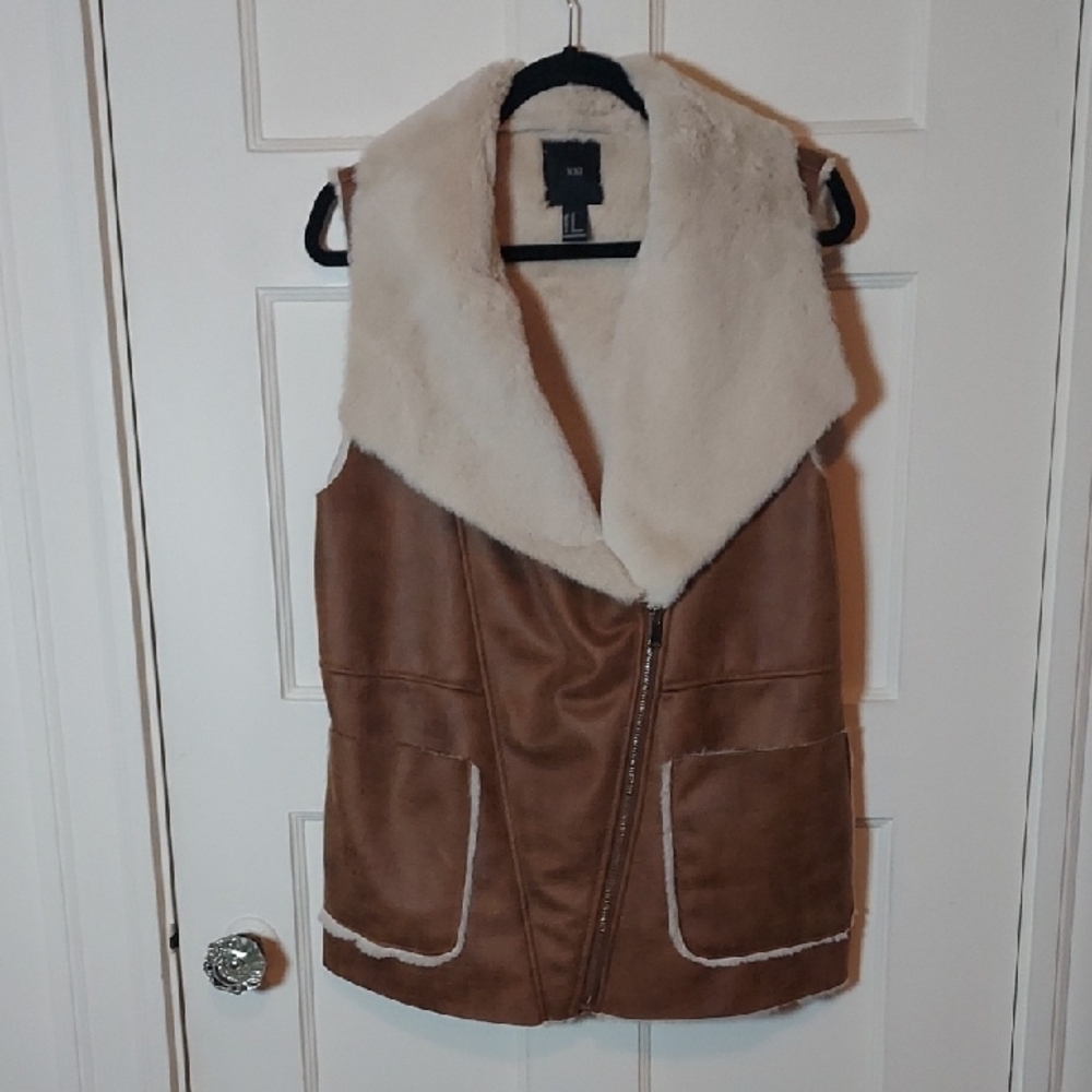 Forever 21 Faux Fur Faux Leather Vest Brown Cream M